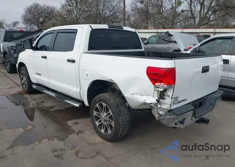 2012 Toyota Tundra Grade 4.6L V8 z USA, uszkodzony, nr VIN 5TFEM5F15CX036978